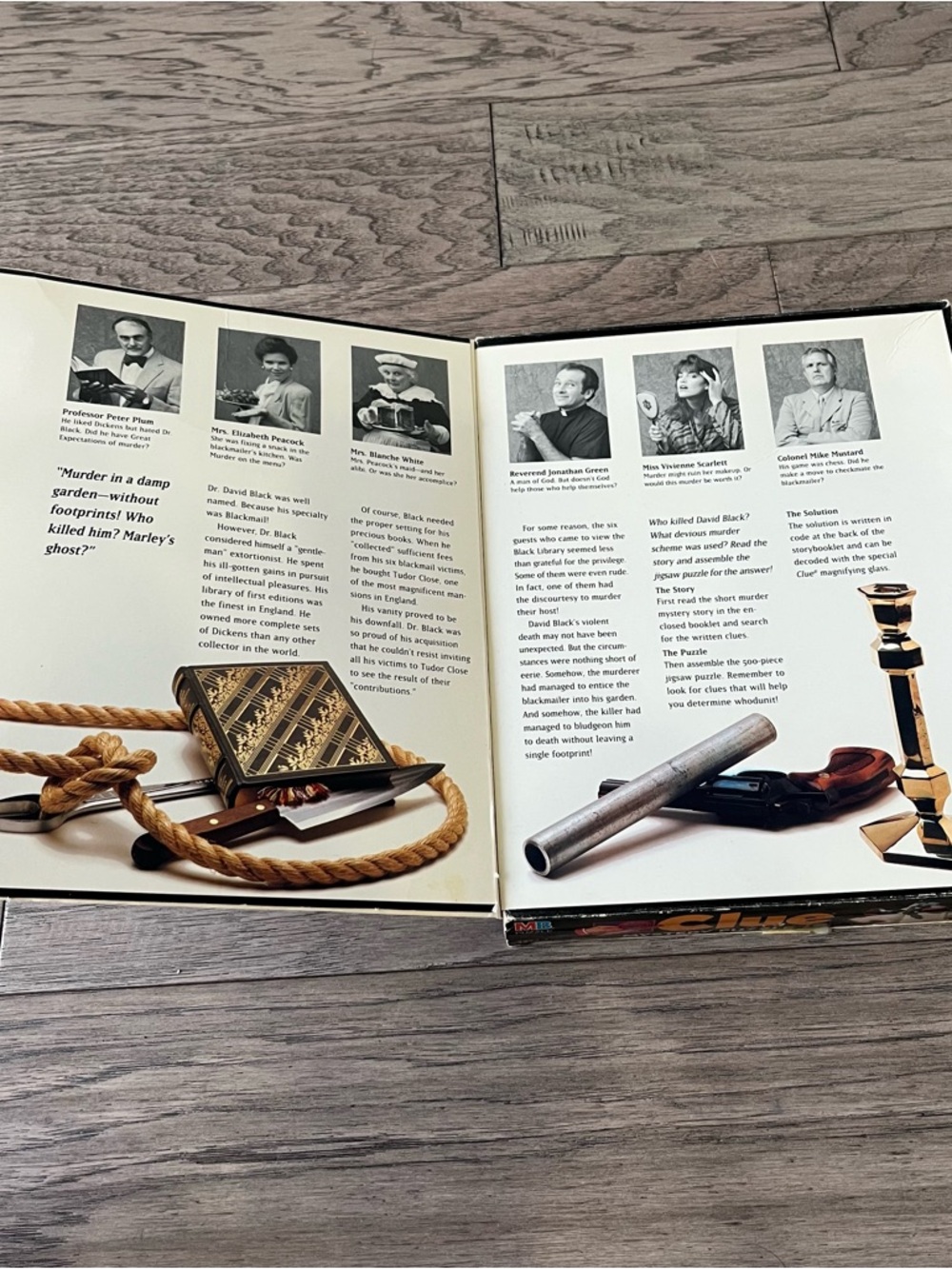 Vintage Clue Mystery Puzzle "Death in the First Edition" with Magnifying Glass - Picture 3 of 4